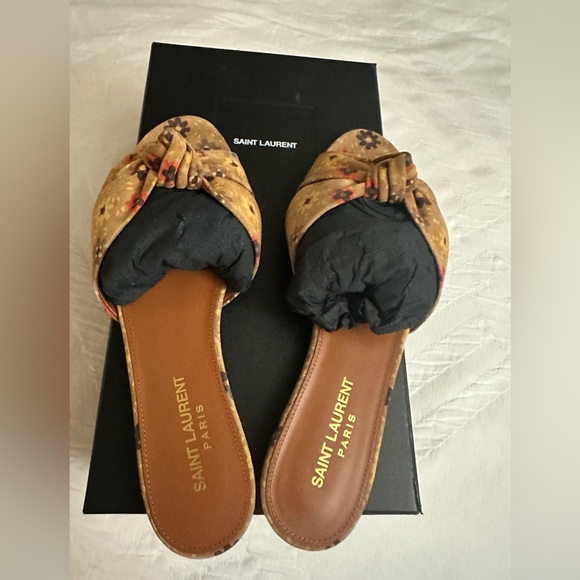 Saint Laurent Tan and Black Sandals with Open Back - Picture 2 of 3